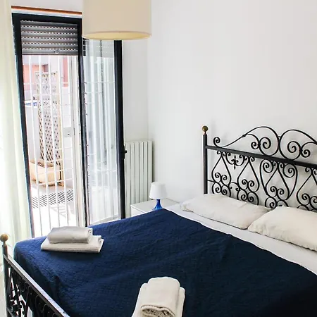 Apulian Sunset 公寓 *